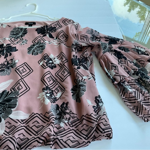 Alfani blouse, rose and black. Large. - Picture 4 of 7